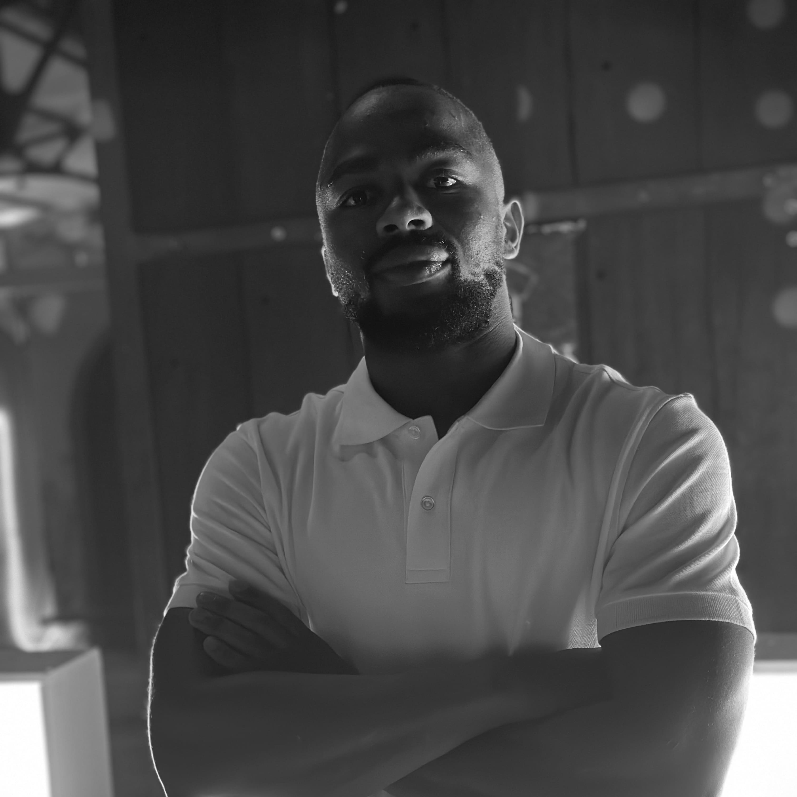 Qiniso Zolani Luvuyo Nzuza - Founder of Vezity Visuals